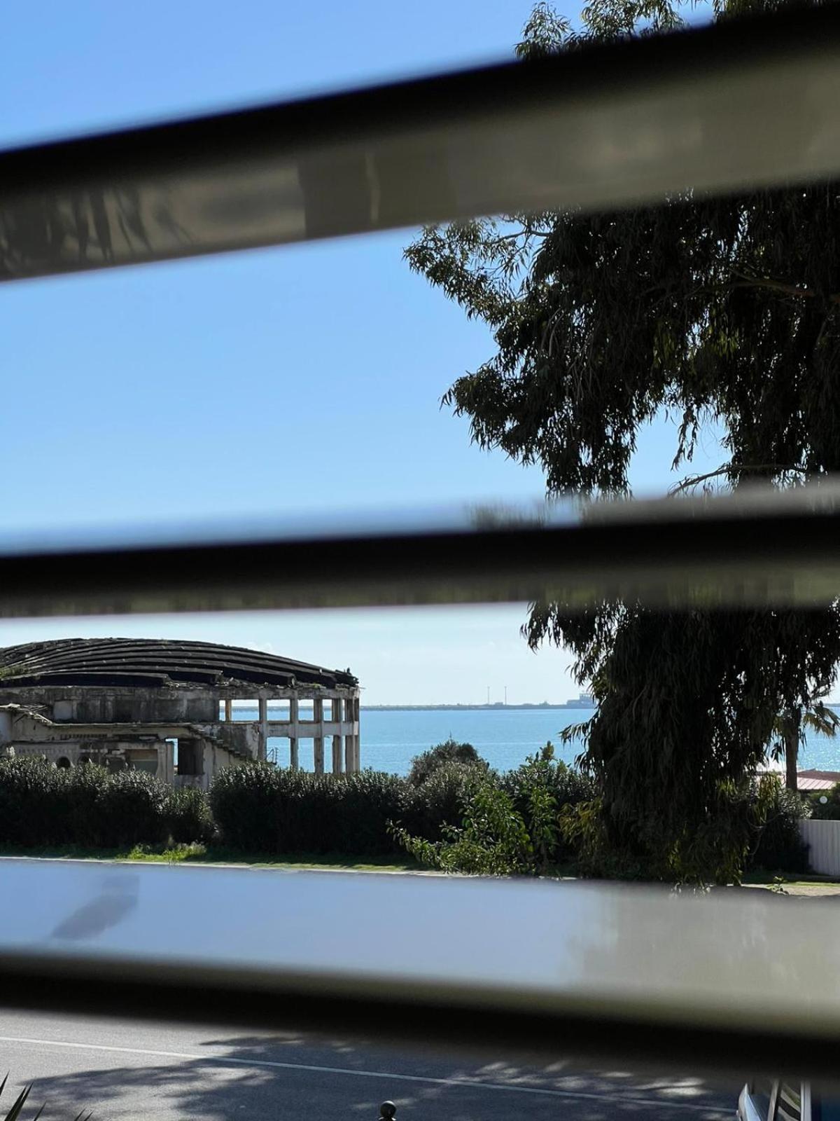 杰拉In Riva Al Mare住宿加早餐旅馆 外观 照片